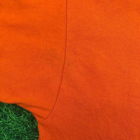 Megatron Oracles ‘Big Mo’ Carman-Ainsworth Graphic Tee - Picture 4 of 4